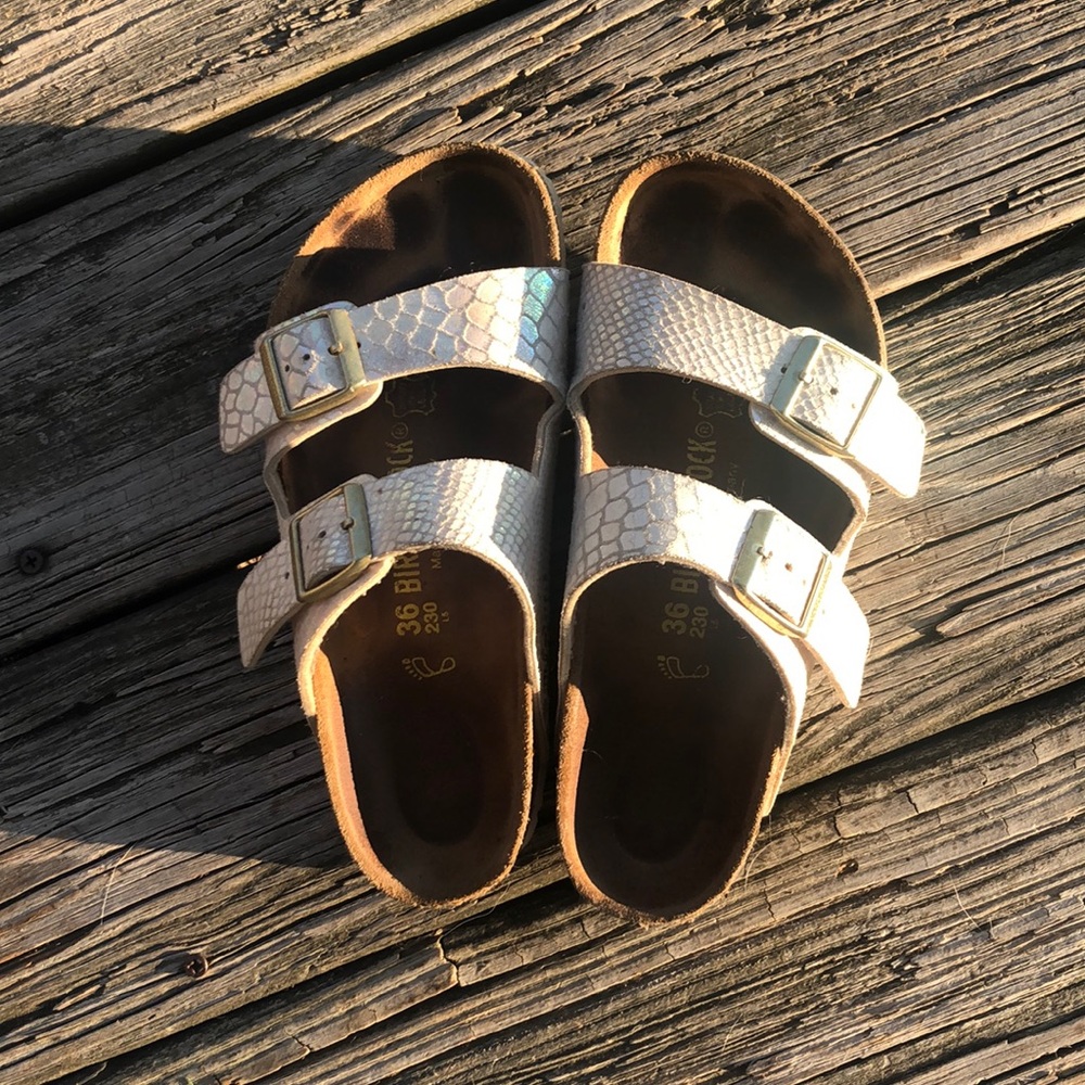 Birkenstock Arizona sandals Shiny Snake Cream